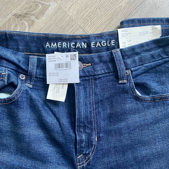 NWT American Eagle Curvy Mom Jeans - Picture 4 of 4